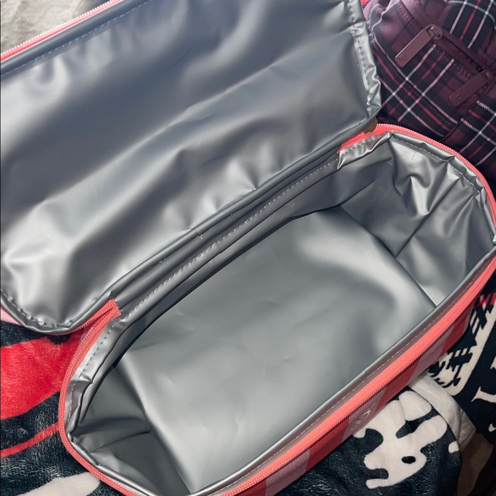 VS Pink Striped Drawstring Backpack w/Cooler - Picture 3 of 6